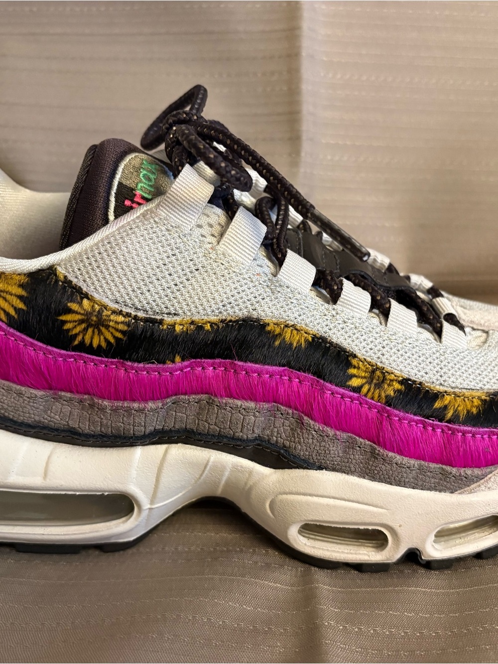 Nike Women’s Air Max 95 Sunflower and Leopard - Picture 5 of 10